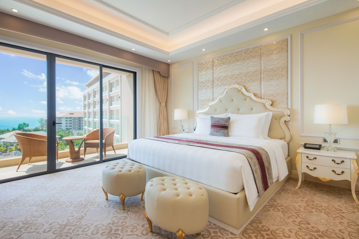 Wyndham- Grand- Phú -Quốc-ivivu-2
