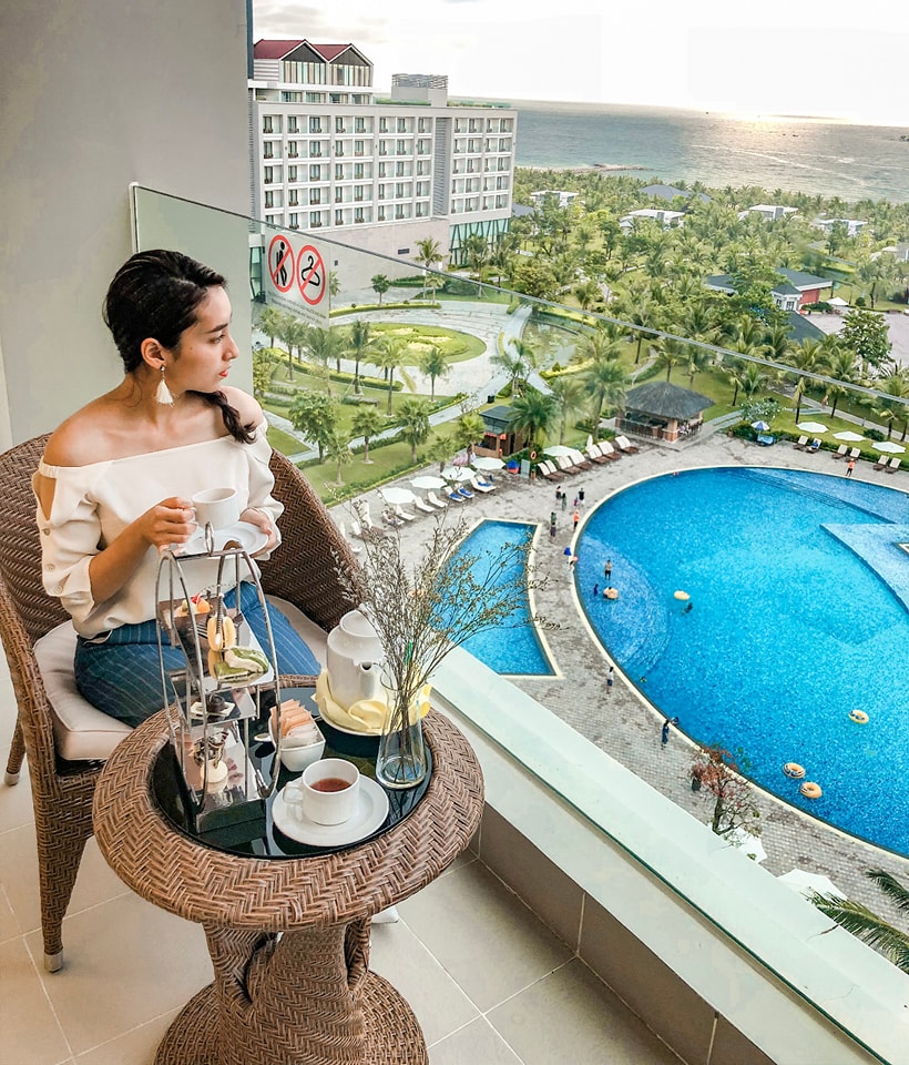 Nhà hàng Nautilus khách sạn resort Phú Quốc
