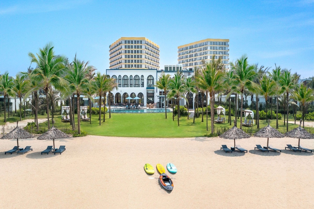 Tầm nhìn biển An Bàng tại Wyndham Royal Beachfront Hội An