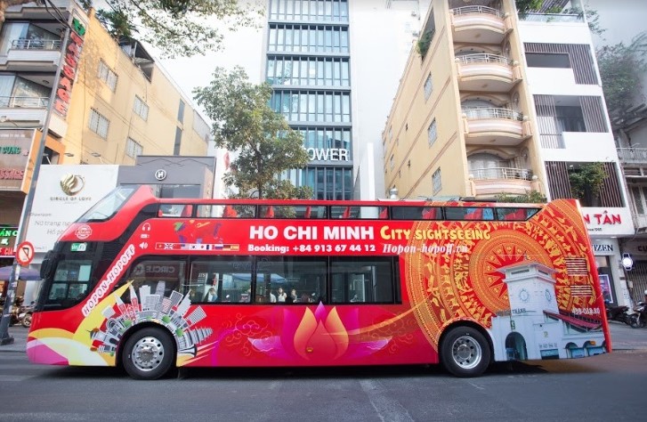 Nội thất xe bus mui trần Sài Gòn