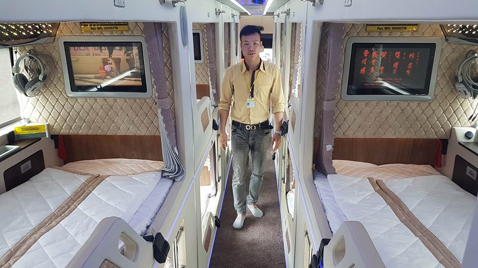 Không gian riêng tư từng khoang xe VIP Royal