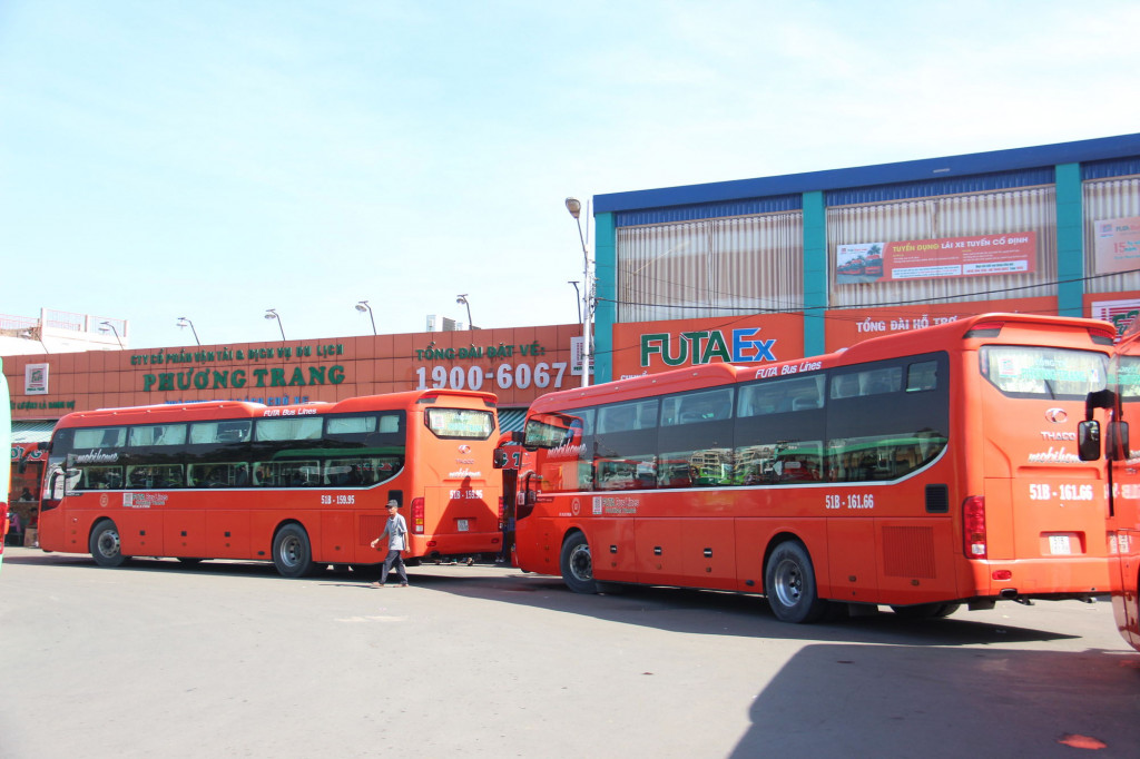 Nhà xe Phương Trang, nhà xe lớn nổi tiếng đi từ các tỉnh miền Nam đến Nha Trang và ngược lại.