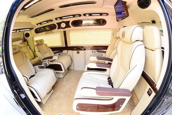 xe-limousine-da-lat-ivivu-1 xe-Limousine-da-lat-ivivu-1