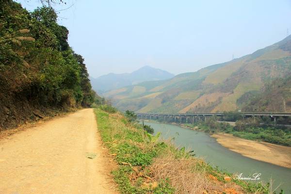 Lũng Pô - nơi sông Hồng chảy vào đất Việt