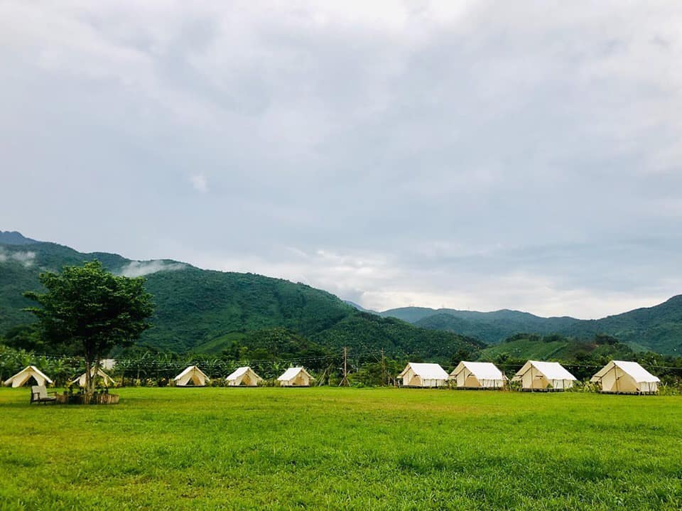View sông từ lều Yên Retreat Đà Nẵng
