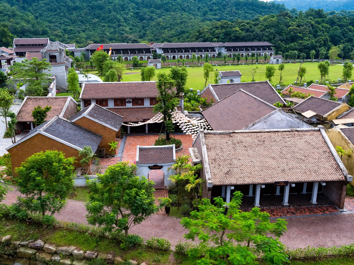 Thanh tịnh tâm an với Yên Tử Village – Làng Nương Yên Tử