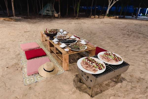 BBQ và hoạt động đêm tại Zenna Pool Camp Vũng Tàu
