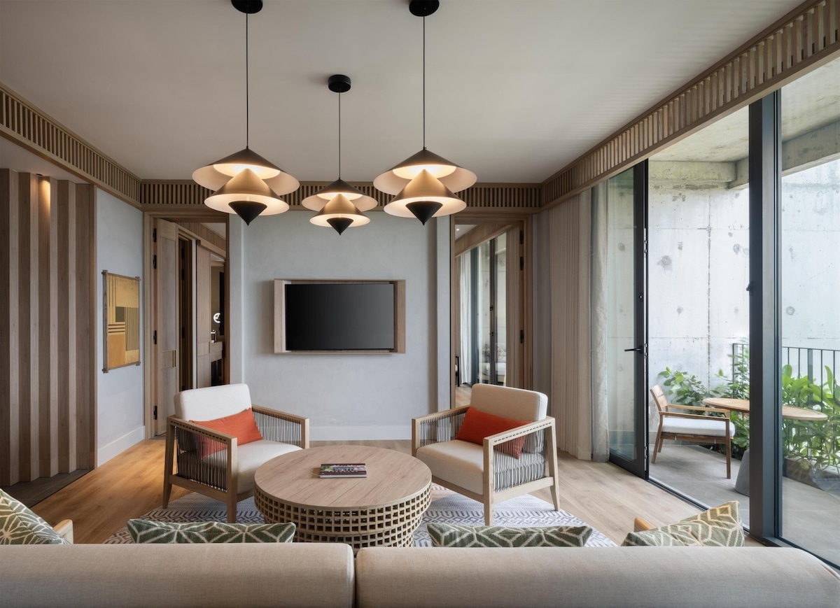 Nội thất mộc mạc tinh tế tại NHAAN Resort & Spa Hội An