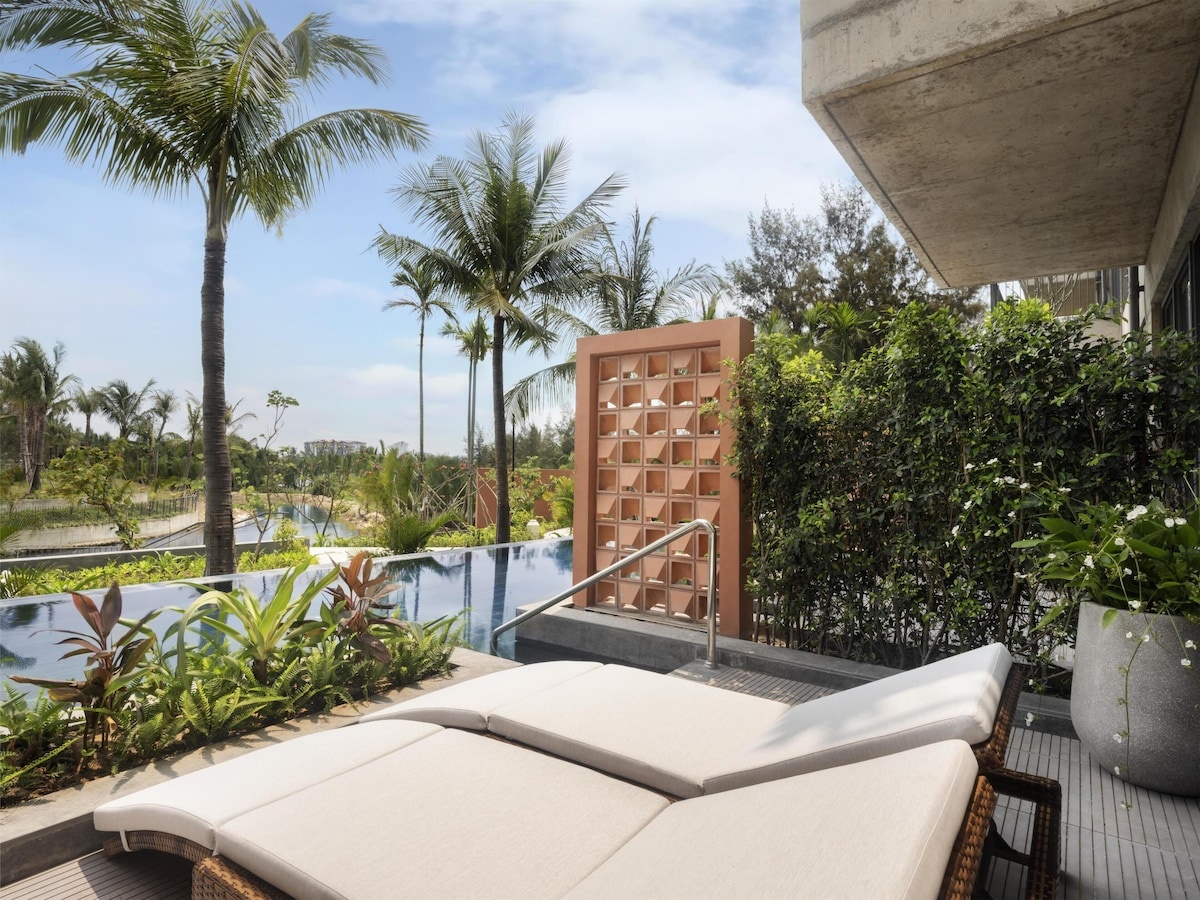 Thiết kế phòng ngủ ấm cúng tại NHAAN Resort & Spa Hội An